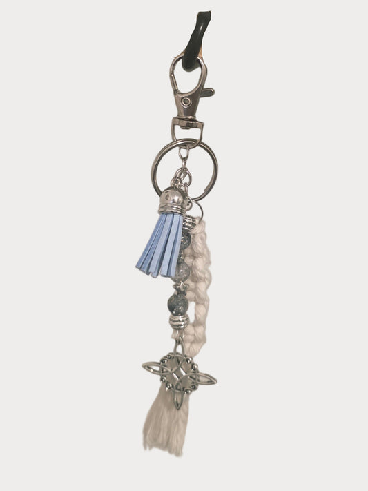 🤍 Celestial Bloom Macramé Keychain