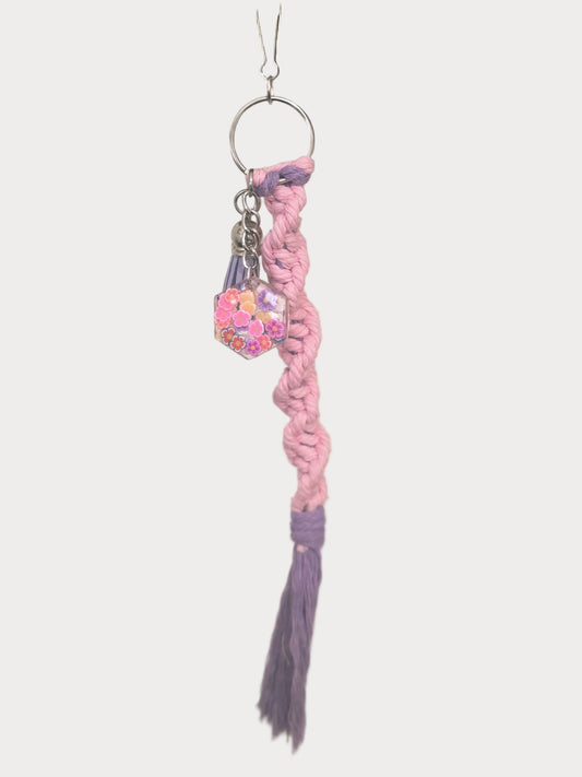 💕 Sugar Bloom Macramé Keychain