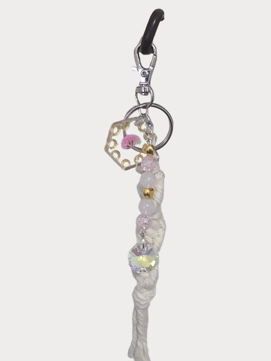 🤍 Moonlight Glow Macramé Keychain