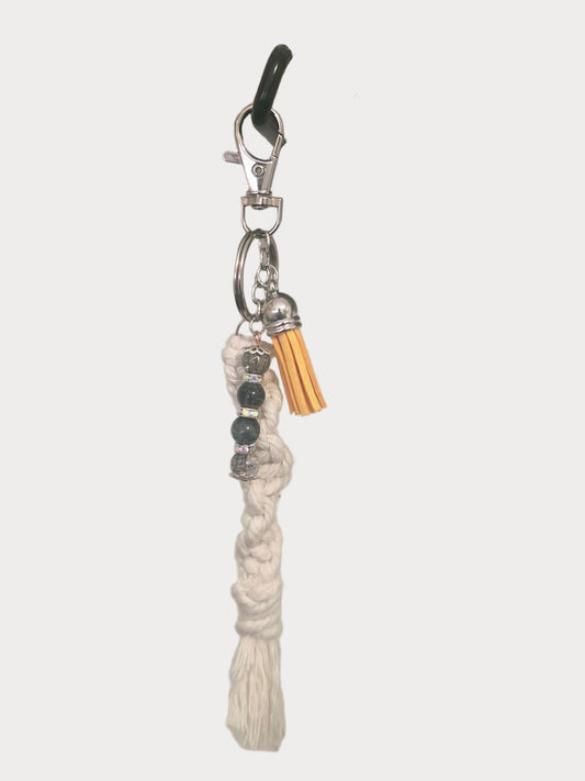 🧡 Amber Dusk Macramé Keychain